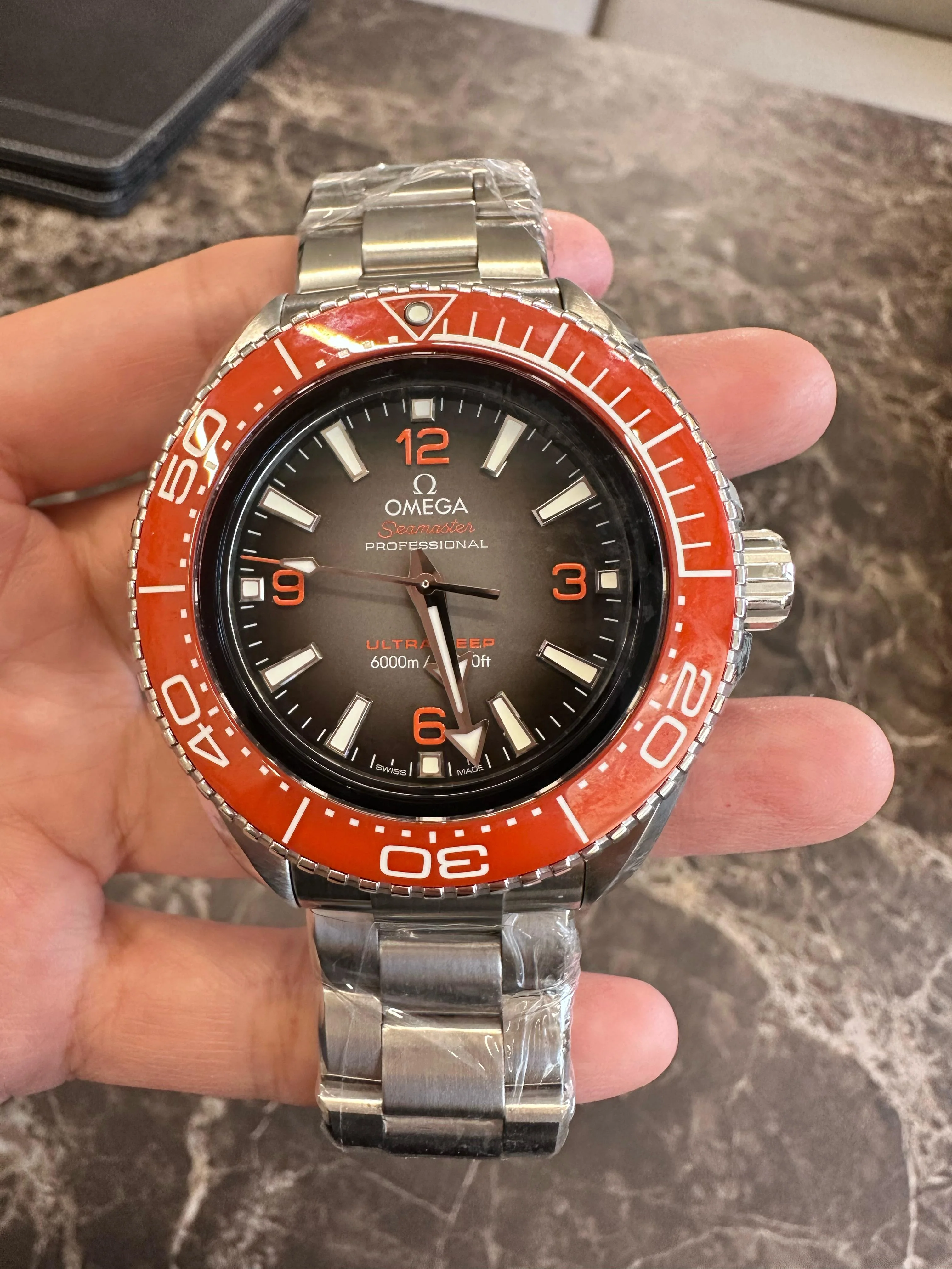 Omega Seamaster Planet Ocean 6000M 45.5 MM 215.30.46.21.06.001 2023 - Image 8