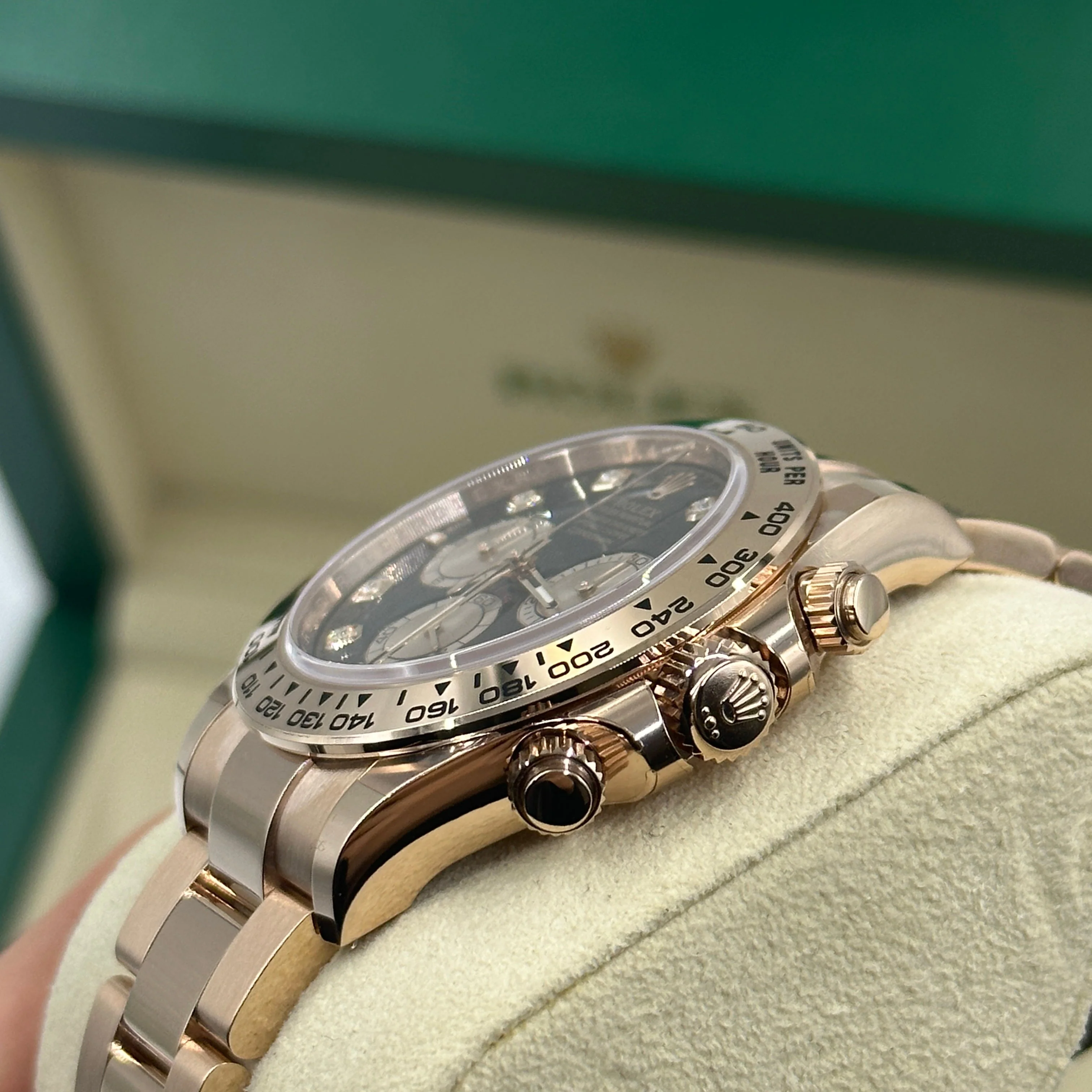 Rolex Cosmograph Daytona 126505G BLACK 2024 - Image 10