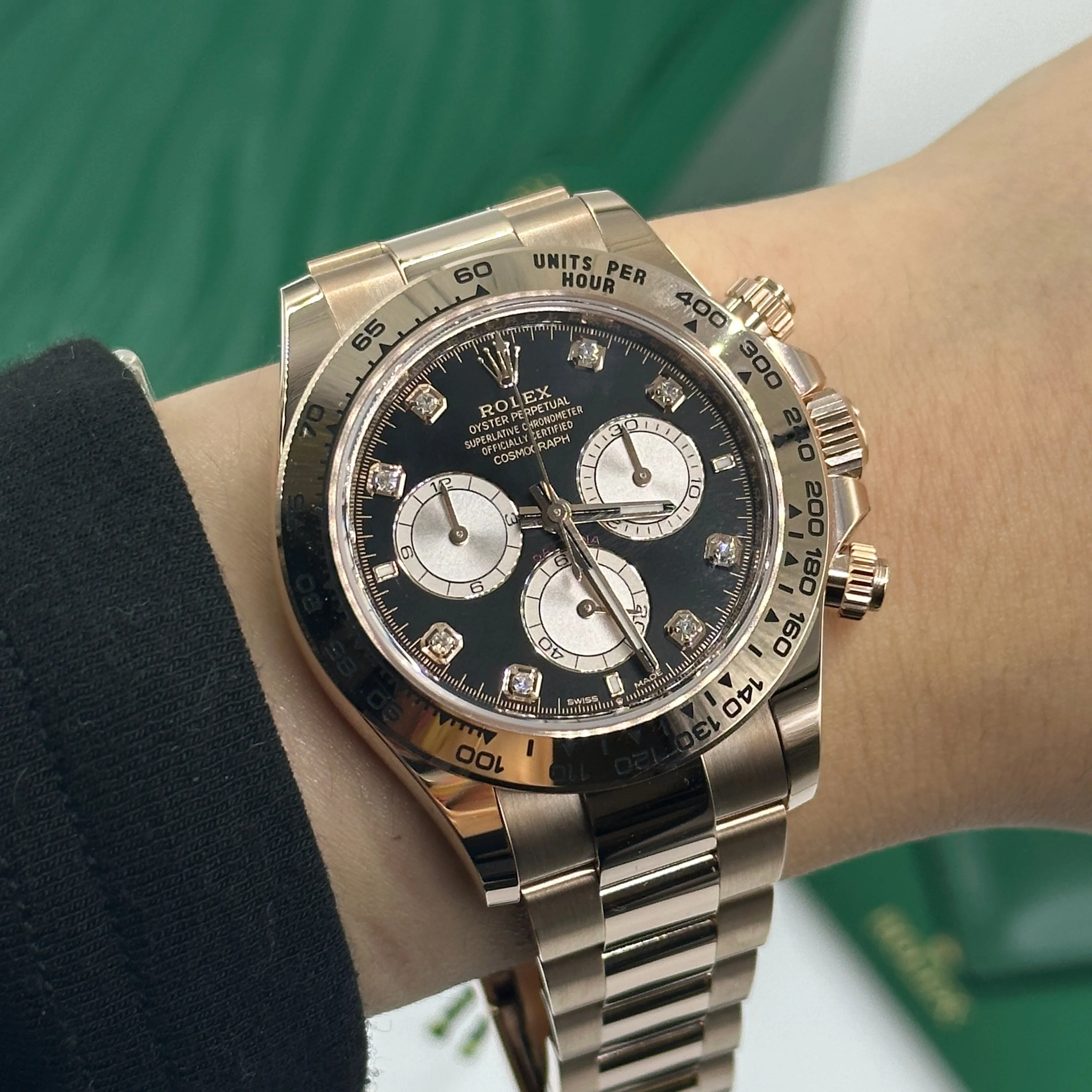 Rolex Cosmograph Daytona 126505G BLACK 2024 - Image 20