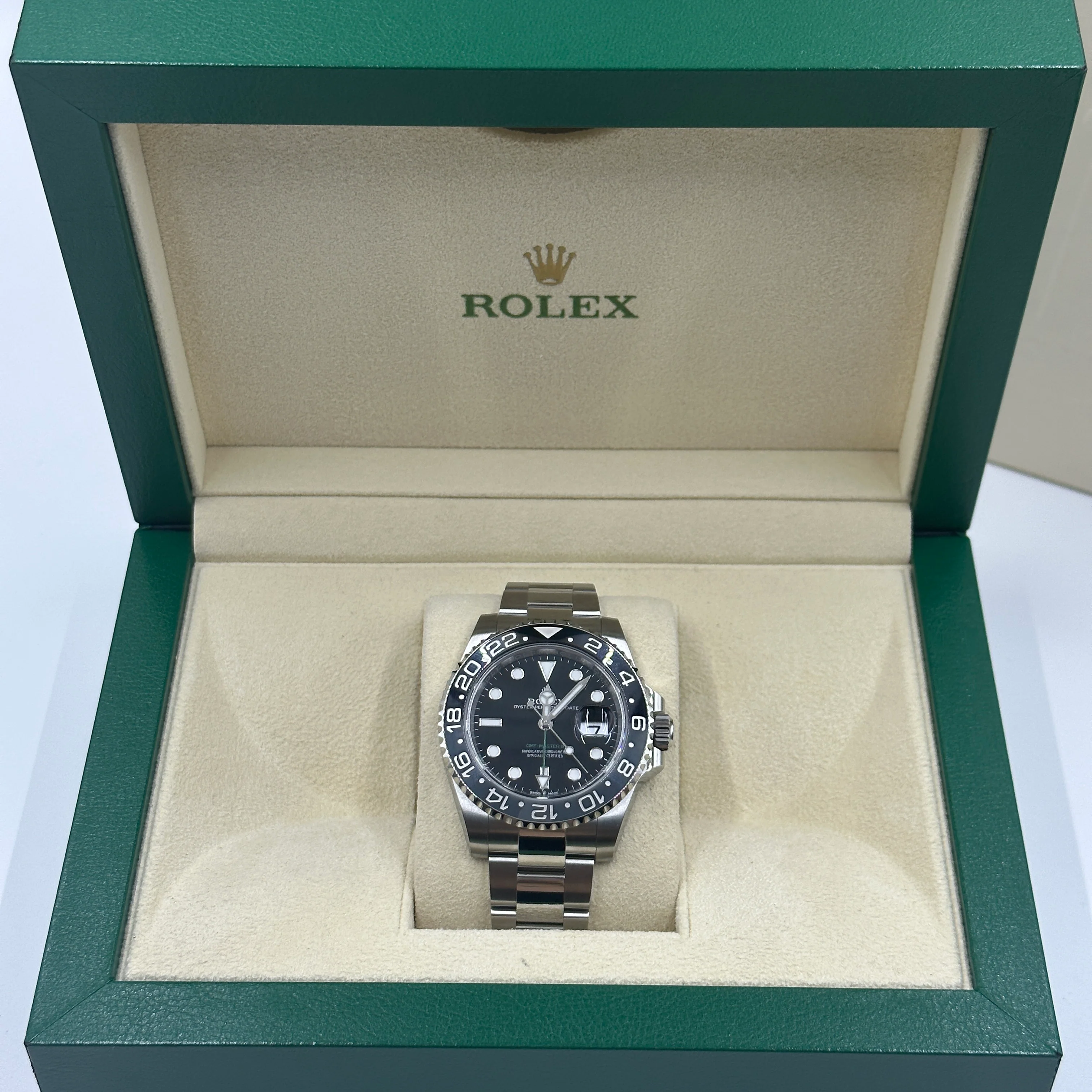 Rolex GMT-Master II 126710GRNR Oyster - Image 11
